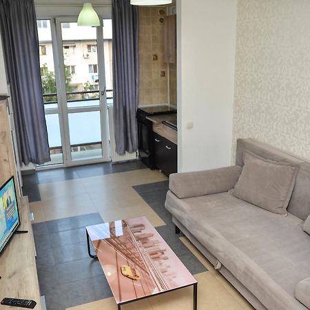 Cozy Apartments - Iasi Buitenkant foto