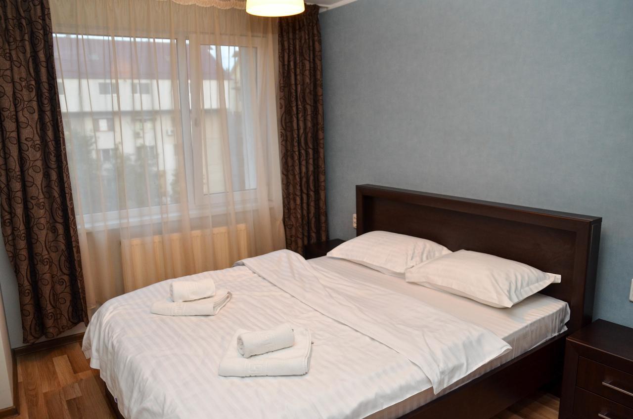 Cozy Apartments - Iasi Buitenkant foto